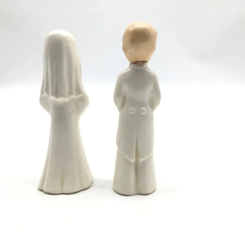 Vtg Porcelain Bride and Groom Wedding Topper White Gold 5” Japan READ Distressed